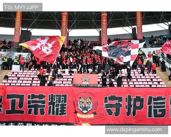 免费观看精彩足球比赛直播尽在这里快来一起为你喜欢的球队加油助威